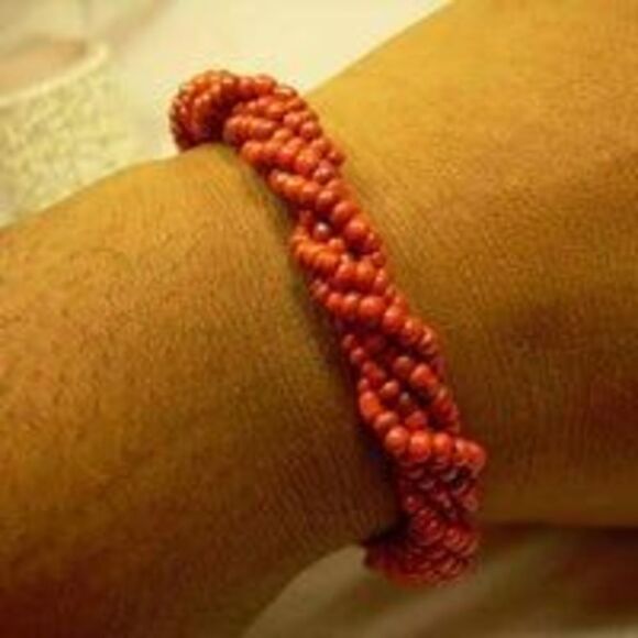 Red Beaded Bracelet Necklace Jewelry Set - Picture 3 of 4